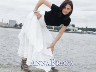 AnnaBronx