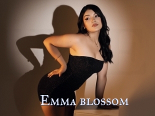 Emma_blossom