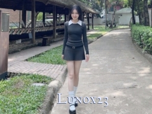 Lunox23