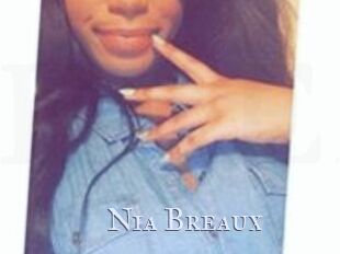 Nia_Breaux