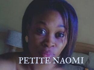 PETITE_NAOMI