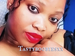 Tastyboobiesxx